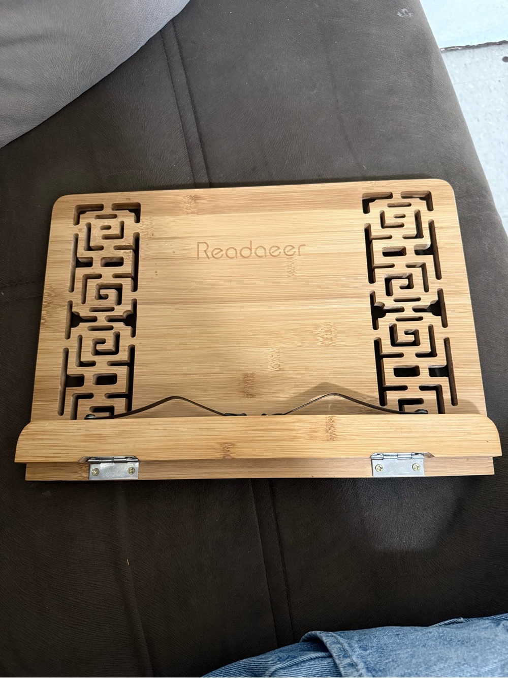 Readaeer Bamboo Book Stand - Natural Bamboo
